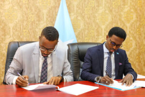 Ministry of Youth and Sports and Interpeace sign a Memorandum of Understanding (MoU) to advance the agenda for Somali youth in peacebuilding processes