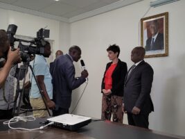 Côte d’Ivoire : Interpeace et le gouvernement vont encore davantage collaborer