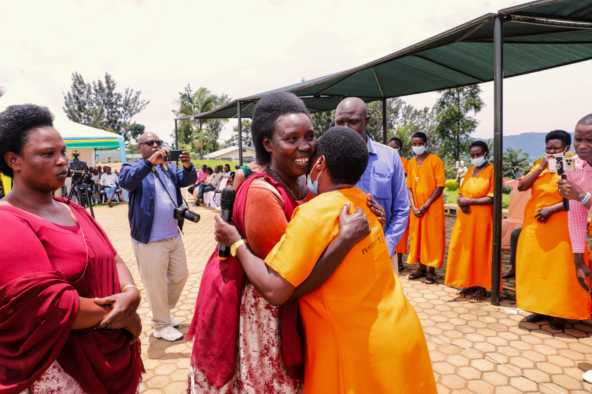 Linking genocide prisoners with their victims’ families to foster ...